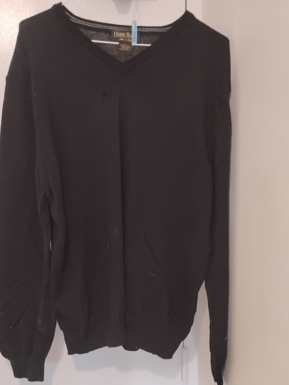 Harry Rosen Men's Black V-Neck Sweater